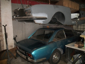 3178 YY 75 peugeot's in schuur